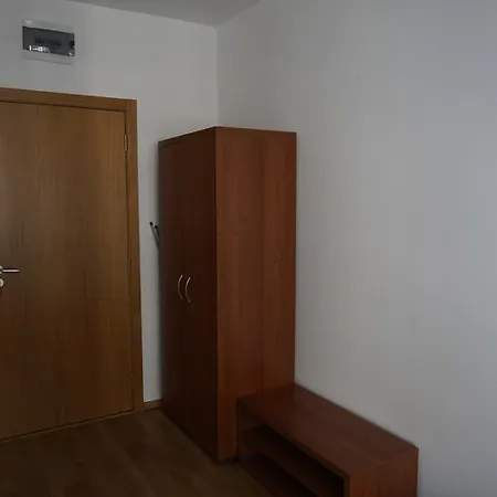 Sunny View Studio Apartament *
